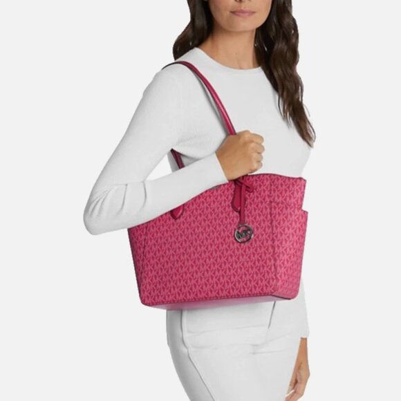 New Michael Kors Marilyn Medium Signature Logo Tote Bag Dark Raspberry Multi - Picture 3 of 4